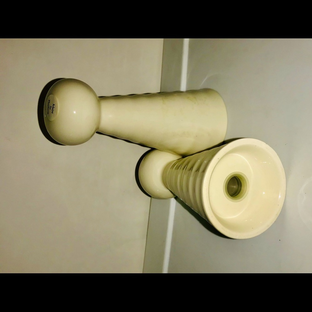 New Salt and Pepper Shakers made in Thailand - Picture 15 of 16